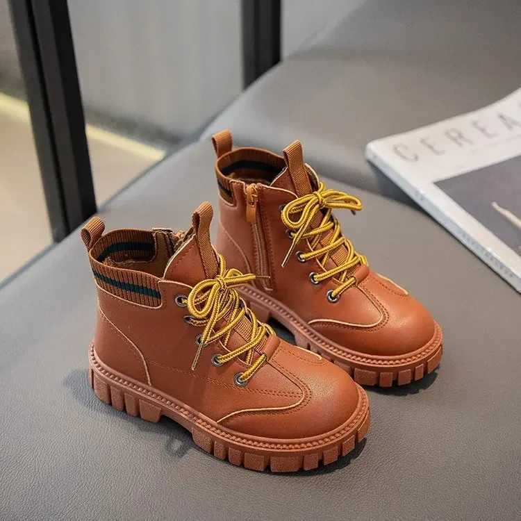Boys and girls ankle boots round toe fashionable childrens short boots wear-resistant autumn new childrens leather boots version simple M241102