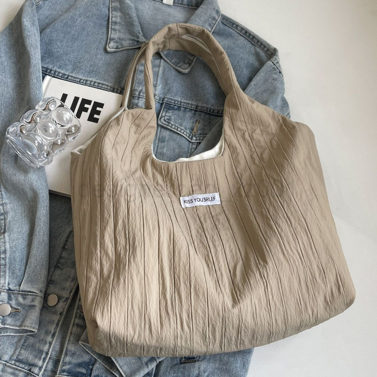 Classic Designer Bag Fashion 10a Top Woman Handbagevening Bags New Large Capacity Korean Solid Color Folded Shoulder Cross Tote Fashionable Lightweigh