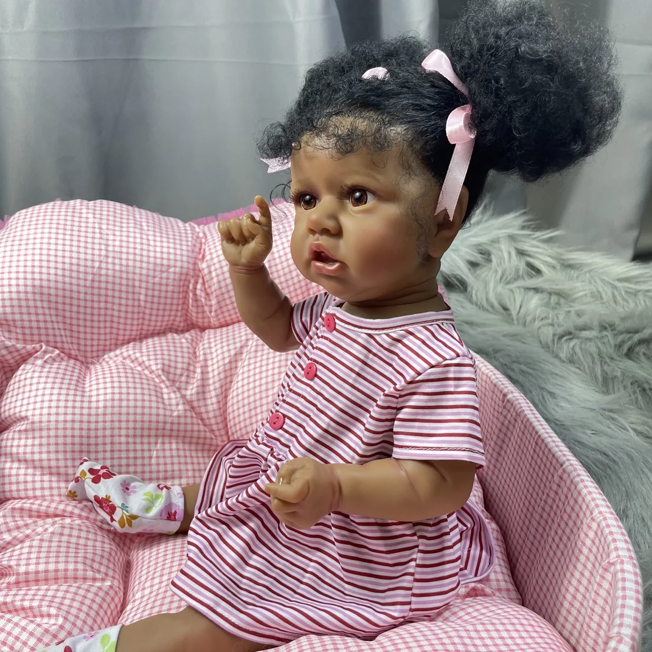 55CM Reborn Saskia African American Doll Full Vinyl Body Girl Washable Hand-rooted Hair Dark Skin Baby Doll For Kids Gift