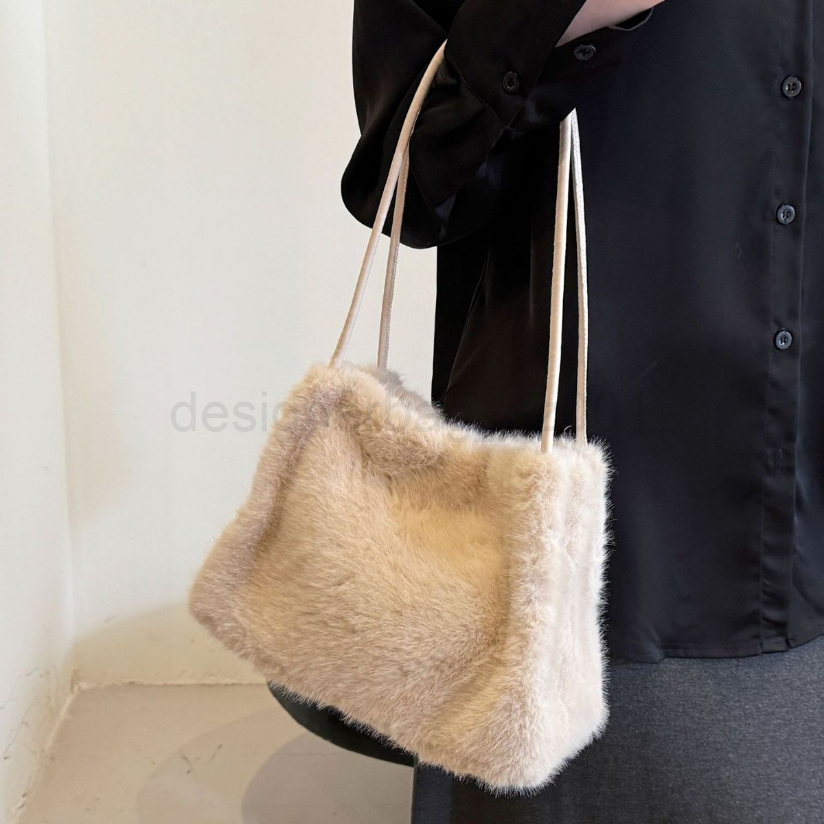 Niki Duncks Tote Bagbag Designer Fashion Classic 10a Top Woman Handbagevening Bags Autumn and Winter New Fur Bucket Womens Korean Version Highend Text