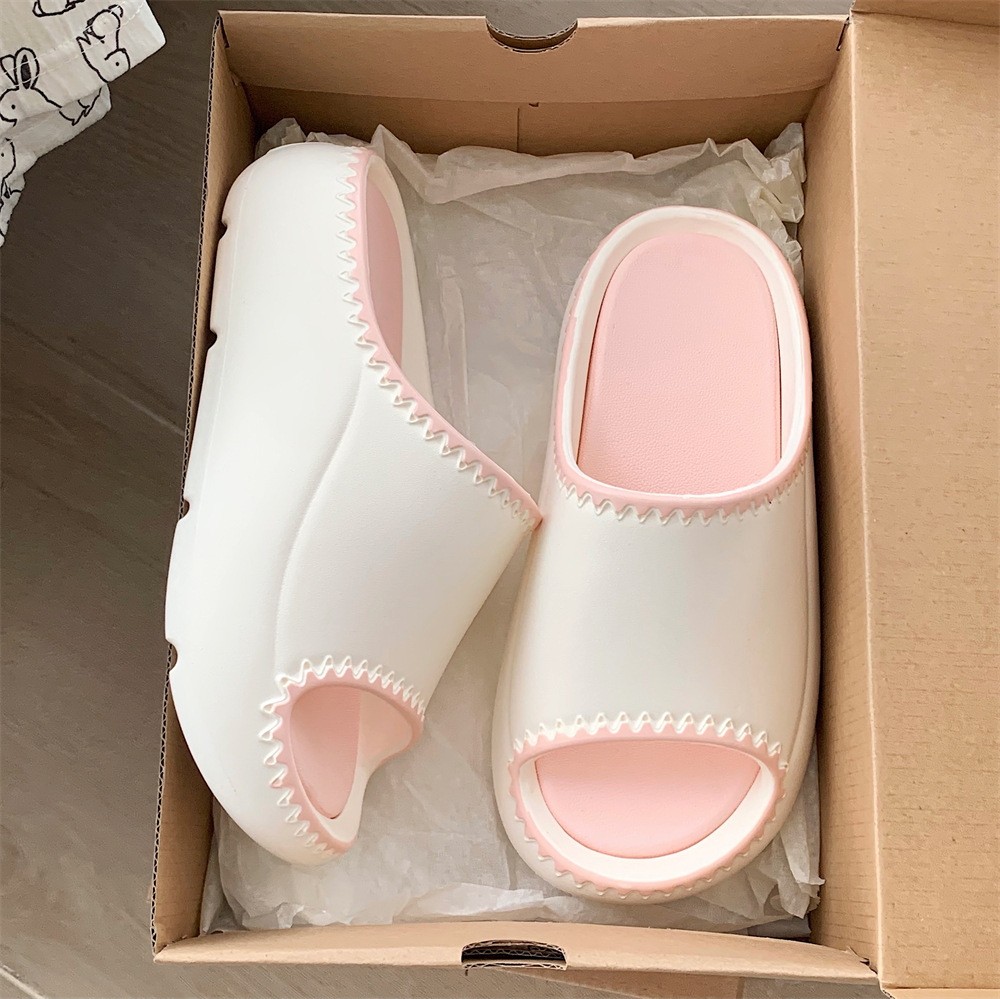 Street style fashion color matching sandals girls personality trend slippers Women summer wear 2024 new non-slip soft soled sandals