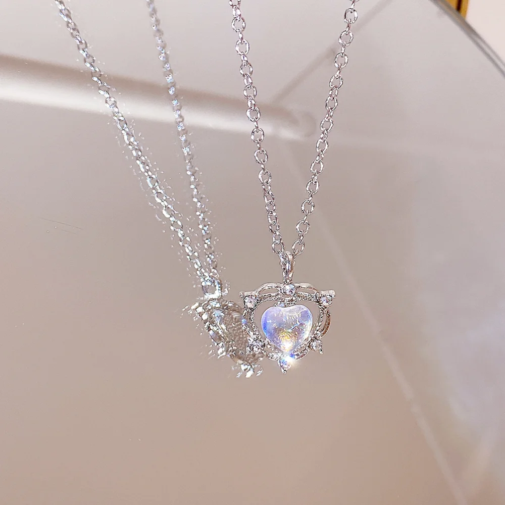 Shiny Y2K silver Color Heart Neclace Pendant for Women Girls Cute Deilicated Hollow Love Heart Clavicle Chain Necklaces Jewelry