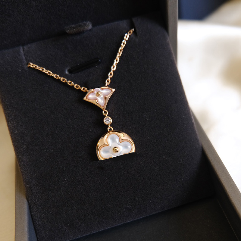 Luxury Designer Necklace Earrings 18K Gold Plated Women Necklace Pendant Chain Stud Earring Women Wedding Gift with Box Jewelry Accessories