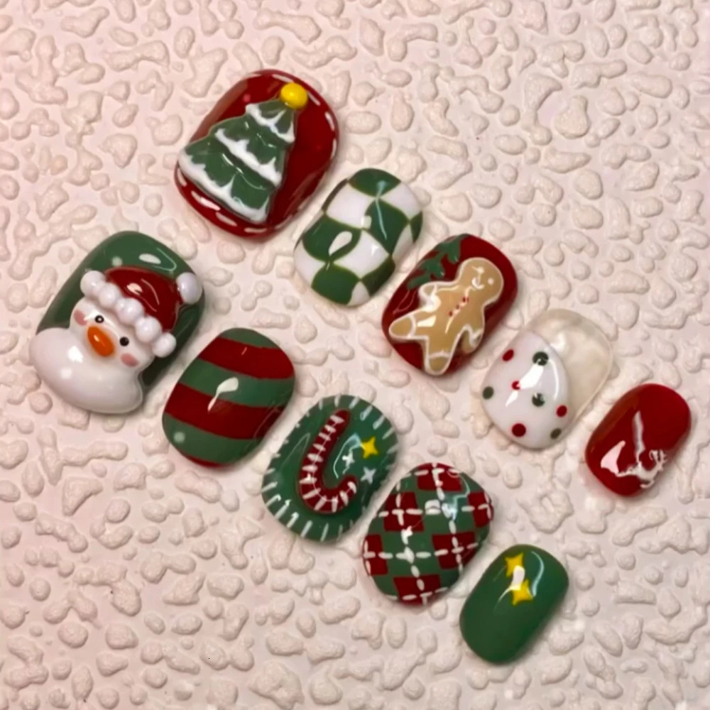 10 handmade pressed nails Christmas cute red gingerbread mens oval shaped fake nail n art female gift 241031