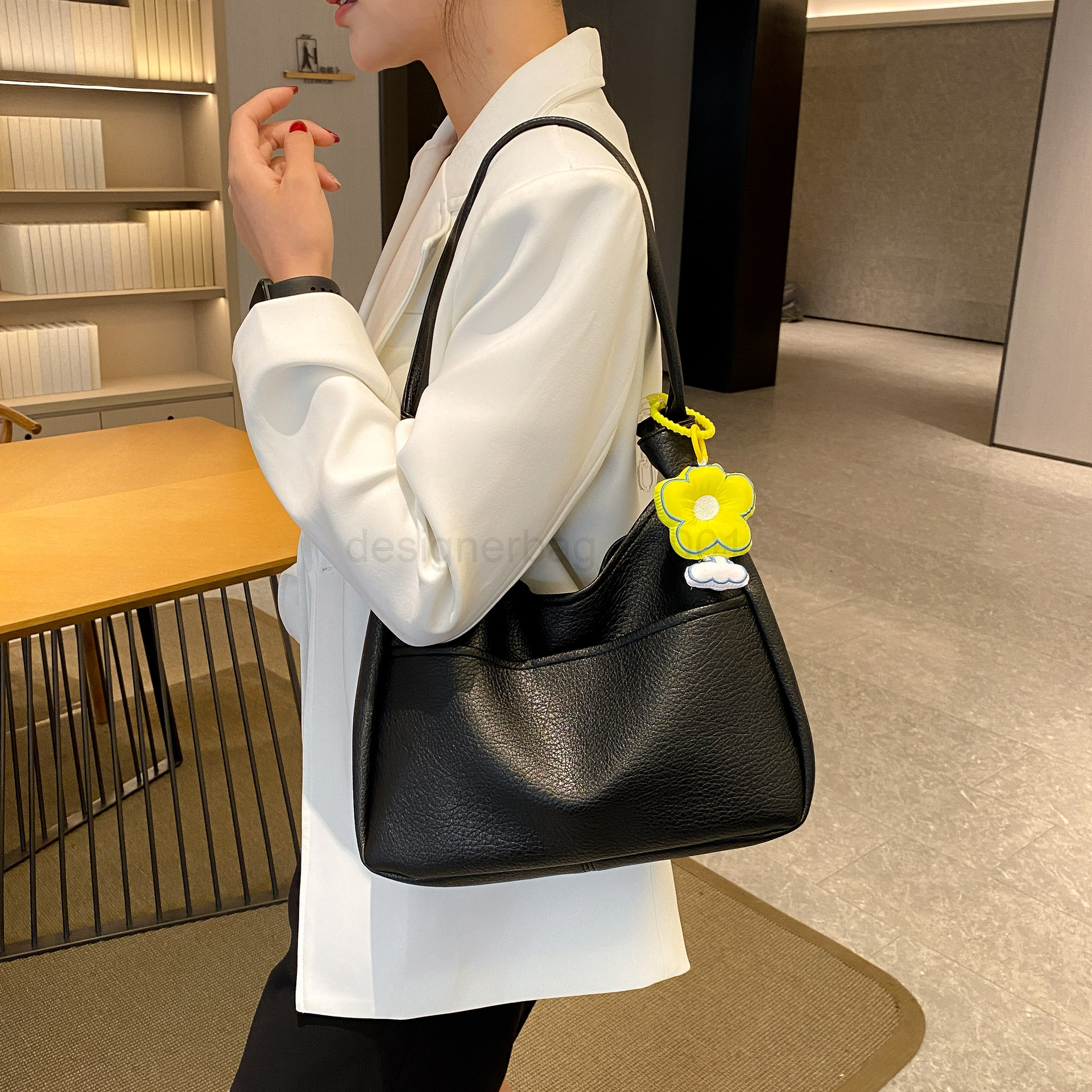 Bag Designer Fashion Classic 10a Top Woman Handbagevening Bags Korean Niche Design for Women New Texture Hand-held Underarm Shoulder