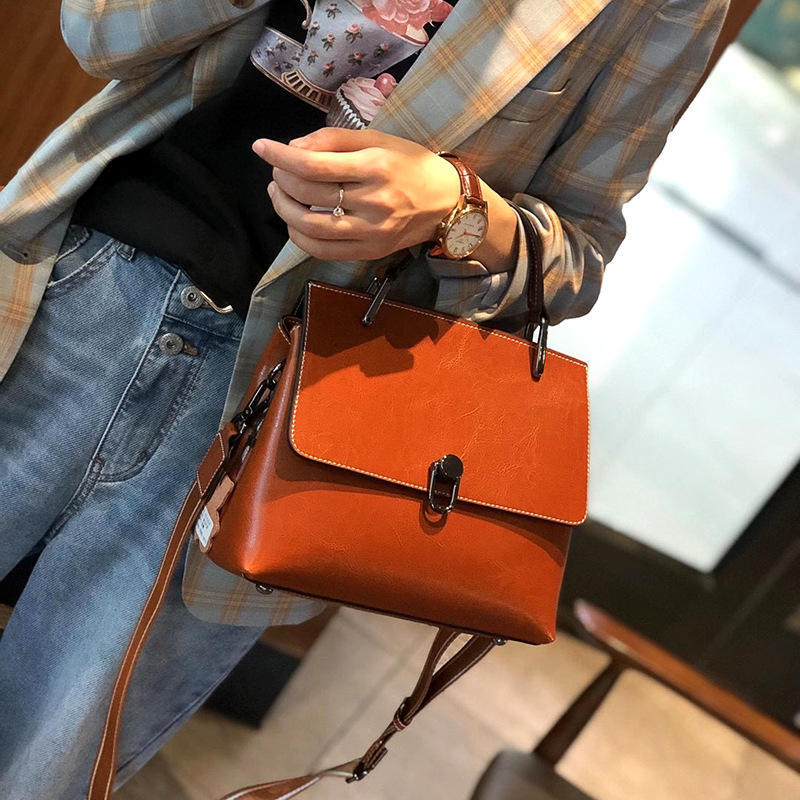 Cowhide Leather Wide Shoulder Strap Women's Crossbody Bag Trendy Designer Short Handle Women's Handbag