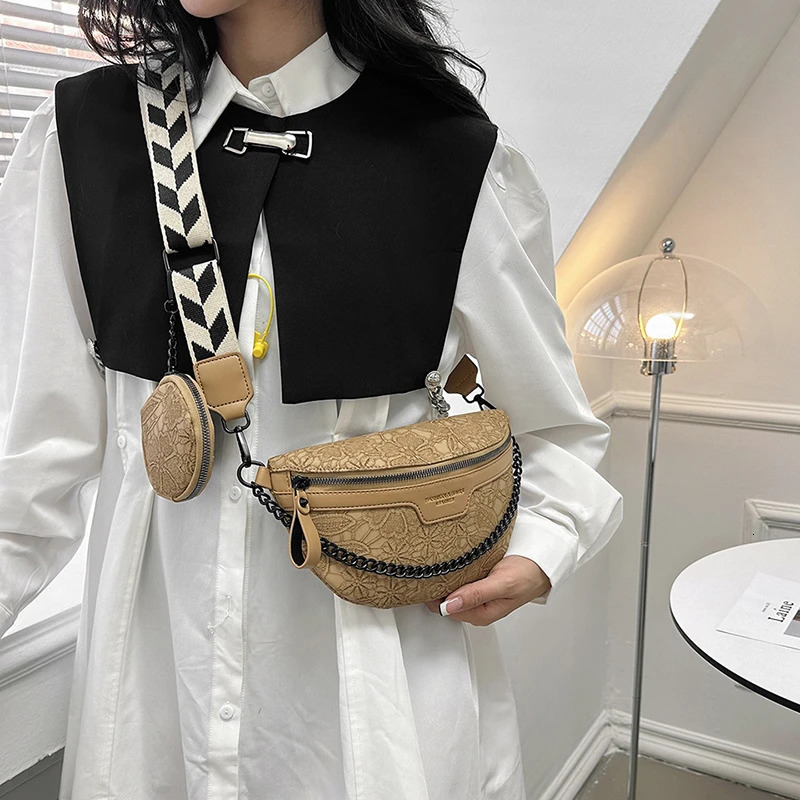 Chain Waist Bag For Women er Jacquard Embroidered Shoulder Handbag Pu Leather Belt Bag Wide Strap Crossbody Chest Bag Sac 241031