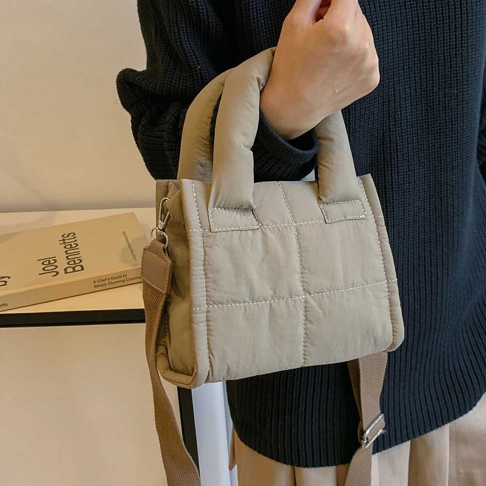 Puffer Crossbody Bags for Women Quilted Puffy Nylon Shoulder Bag Luxury Handbag Purse Cotton Padded Messenger Bag 2024C250208