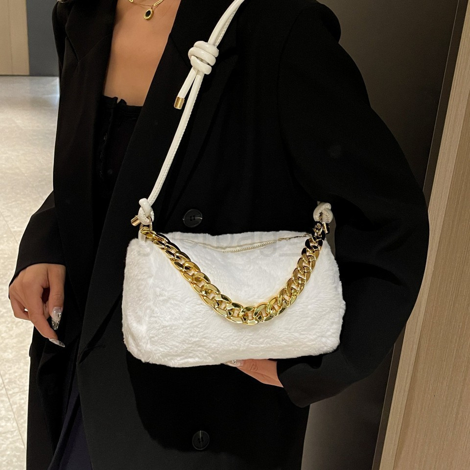 Bag Designer Fashion Classic 10a Top Woman Handbagevening Bags Fashionable Fur Winter New Personalized Armpit Single Shoulder Handheld Casual Versati