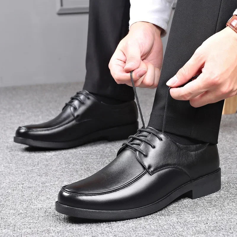 Mens dress shoes mens formal original leather Italian mens leather shoes elegant casual business social mens shoes 241031
