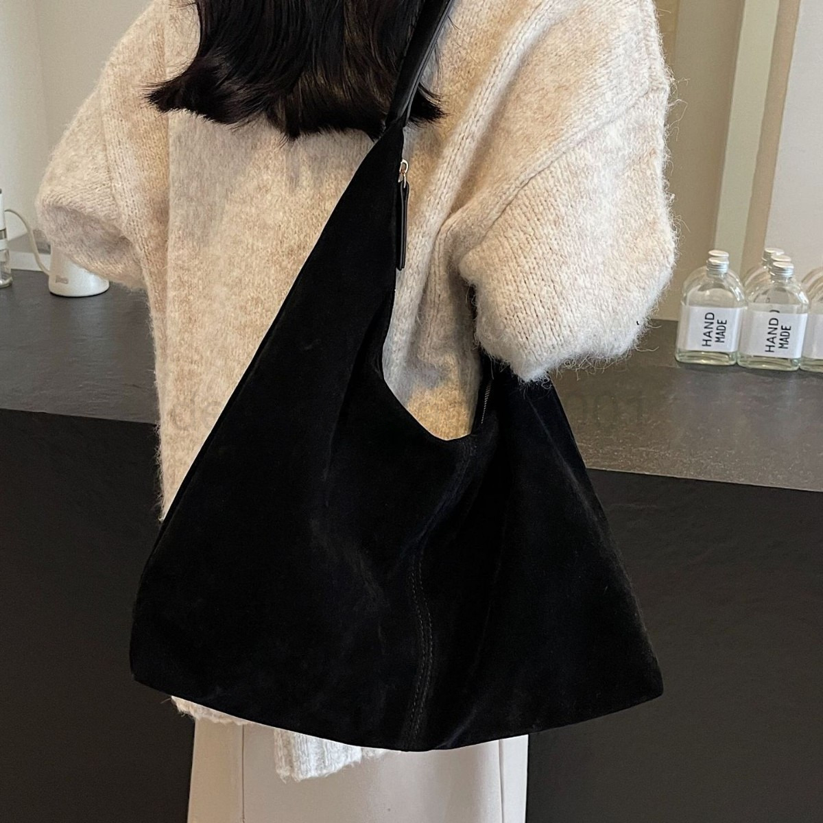 Bag Designer Fashion Classic 10a Top Woman Handbagevening Bags Autumn Highend Armpit Womens New Matte Tote Fashionable Commuting Large Capacity Should