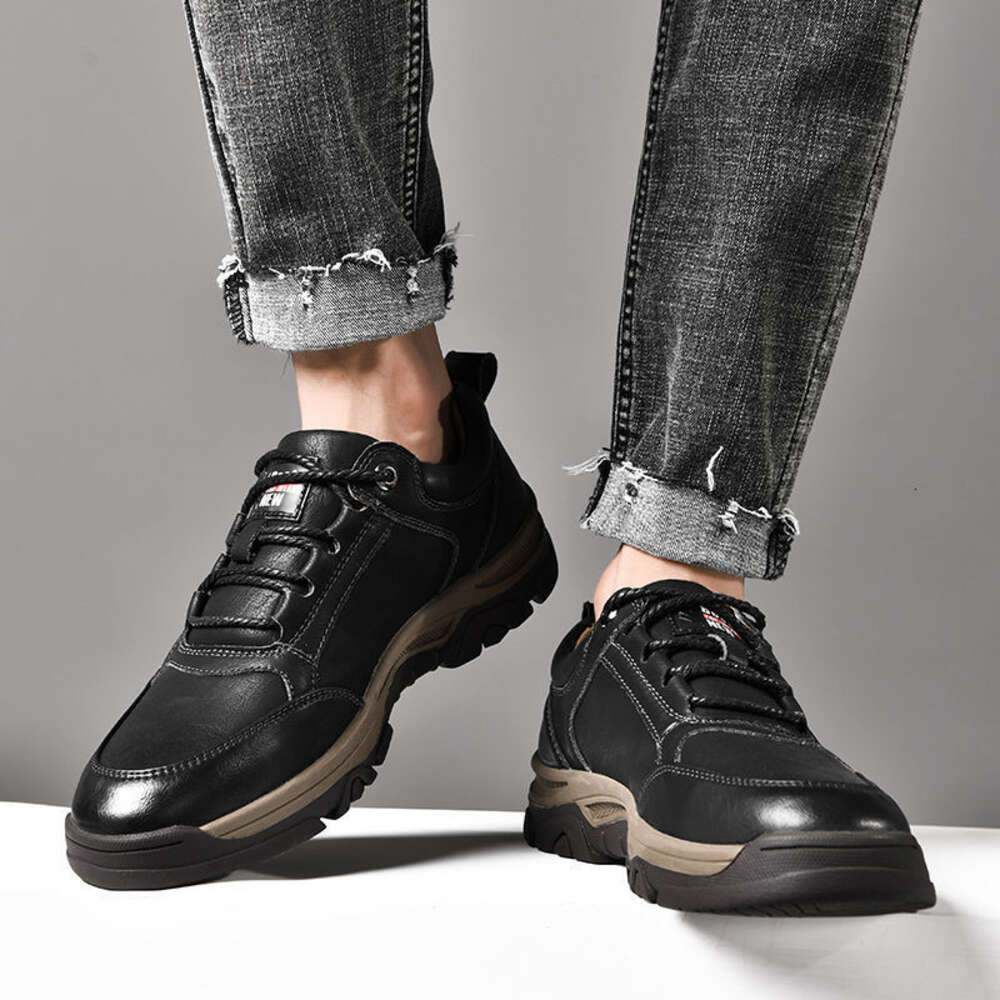 Men's new autumn mountaineering breathable style trendy fashion leather casual sports shoes, and board shoes