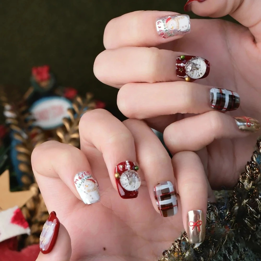 10 handmade short coffin fake nails limited edition red Christmas and Year nails nail n with set 241031