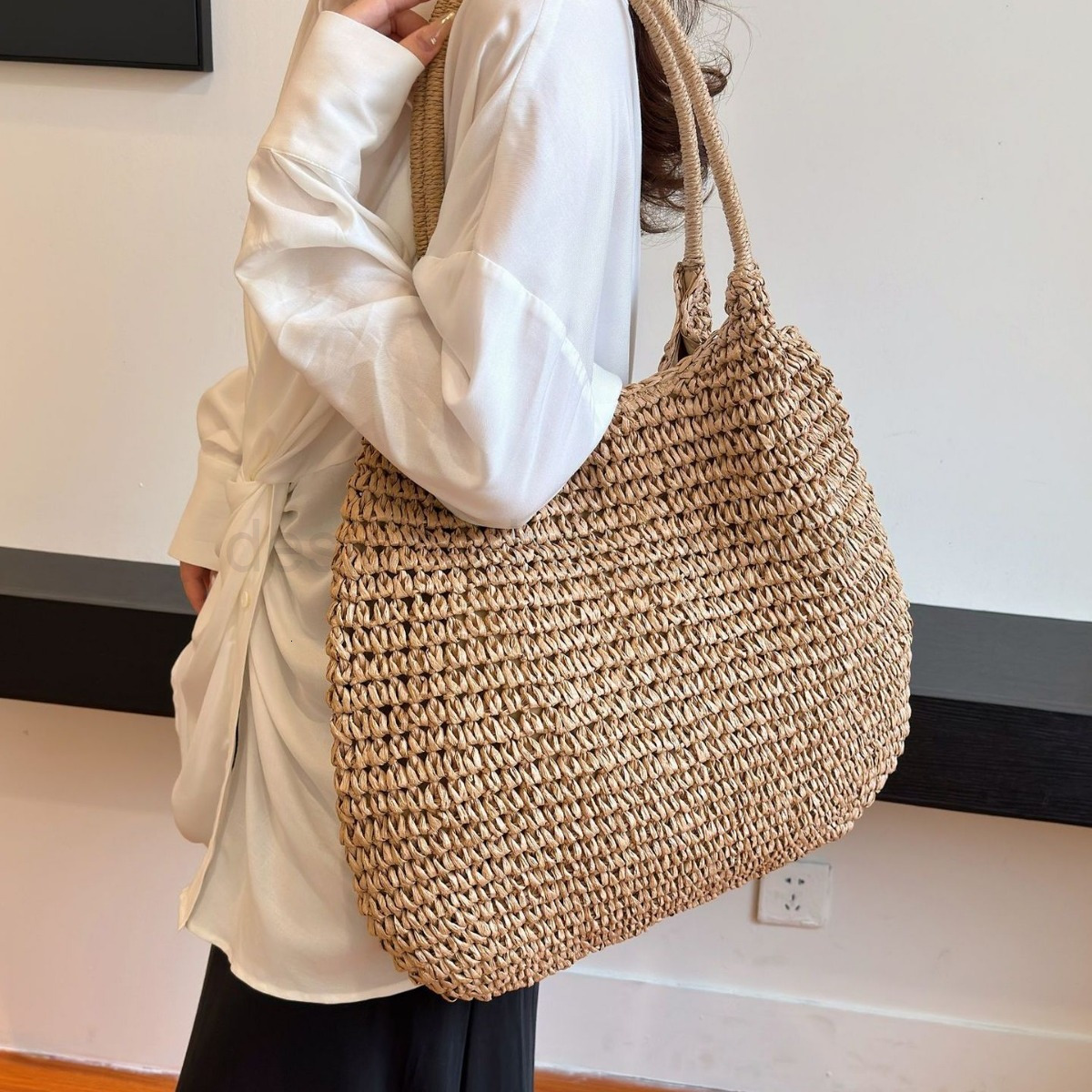 Bag Designer Fashion Classic 10a Top Woman Handbagevening Bags Summer New Design Straw Fabric Handbag Womens Trendy Versatile Simple Shoulder