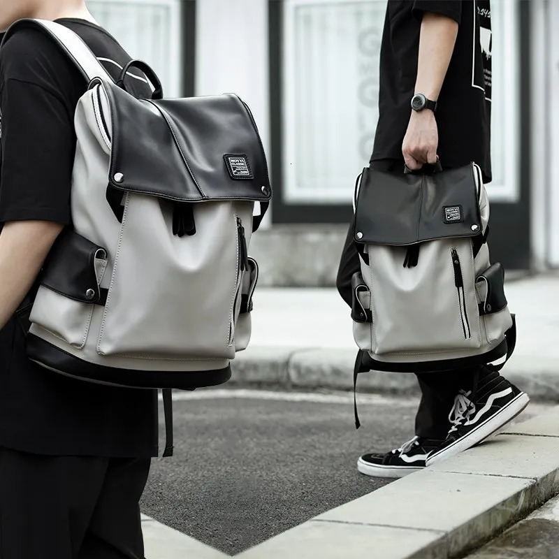 High quality leather backpack for men with USB charging casual travel waterproof backpack 15.6-inch laptop Mochila suitable 241031