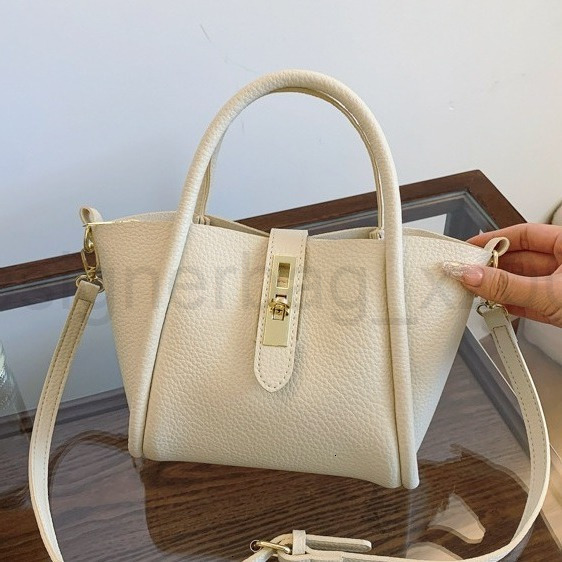 Bag Designer Fashion Classic 10a Top Woman Handbagevening Bags Small Handbag Shoulder for Women New Autumn Trend Korean Version Simple Crossbody