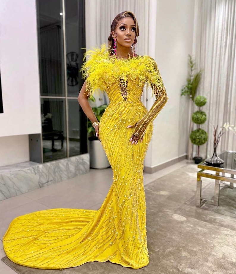 Stunning Arabic Yellow Mermaid Evening Elegant Feathers One Shoulder Sequins Pearls Formal Prom Dress African Dresses For Special Ocn Party Gown Lz030