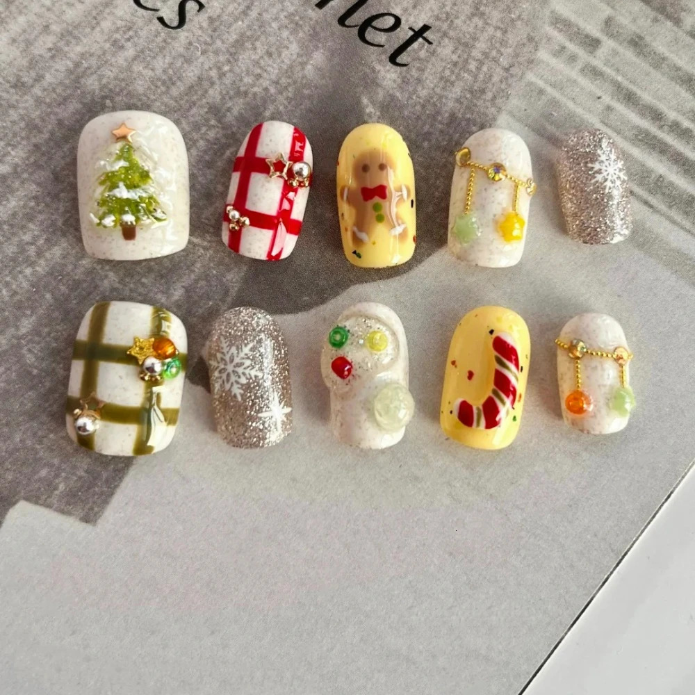 10 Handmade Pressing Nails Christmas Nails Cute 3D Snowman Short Square Limited Fake Nail n Art DIY Nail Set 241031