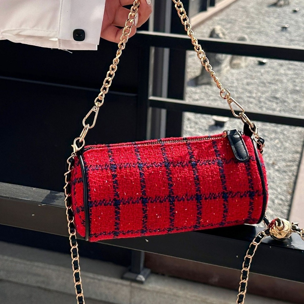 Bag Designer Fashion Classic 10a Top Woman Handbagevening Bags New Trendy and Versatile Diamond Grid Chain Casual Single Shoulder Crossbody Cylindrica