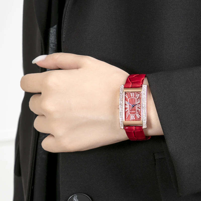 2024 Vintage Classic Luxury Design Diamond Women Watch Starry Square Simple And Stylish Roman Numeral Quartz Wristwatch