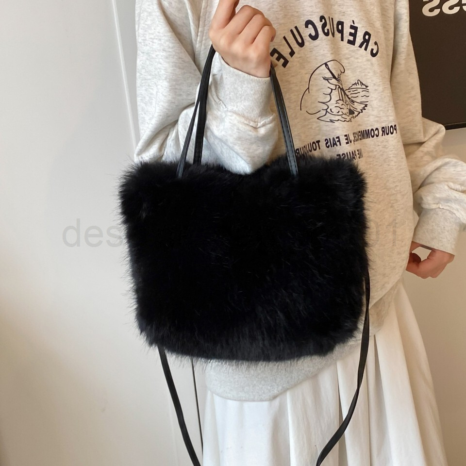 Bag Classic Designer Fashion 10a Top Woman Handbagevening Bags This Years Popular New Plush Handbag Winter Versatile Korean Version Single Shoulder Cr