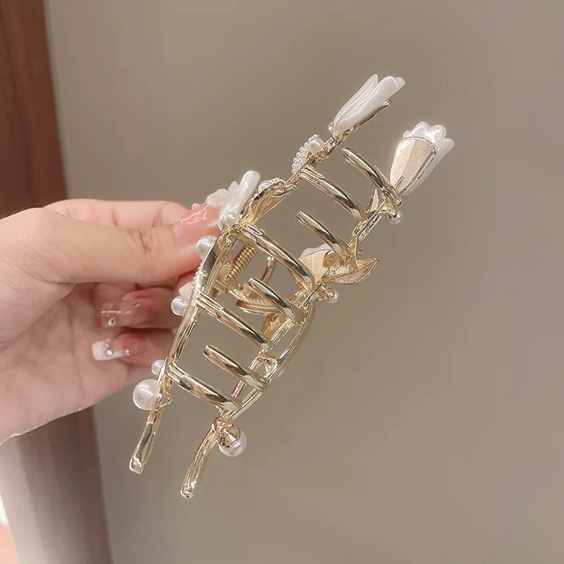 Korea's New Tulip Flower Catch Clip Hair Claw Female Ponytail Shark Clip Girl Retro Hair Accessories Hair Accessories 2022 New