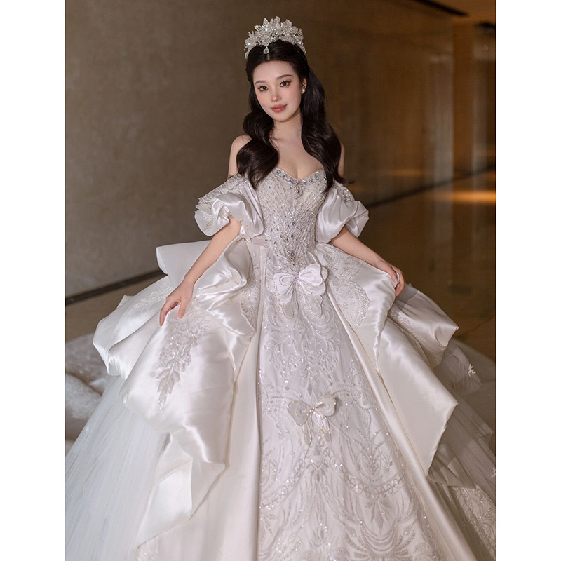 2024 Ball Gowns Wedding Dresses Princess Gown Corset Sweetheart Organza Ruffles Cathedral Train Satin Beaded Embroidery Plus Size Custom Made Bridal D