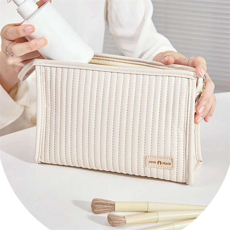 Makeup bag waterproof PU womens makeup box travel zipper cream colored makeup beauty cleaning organizer bag bathroom makeup bag 241031