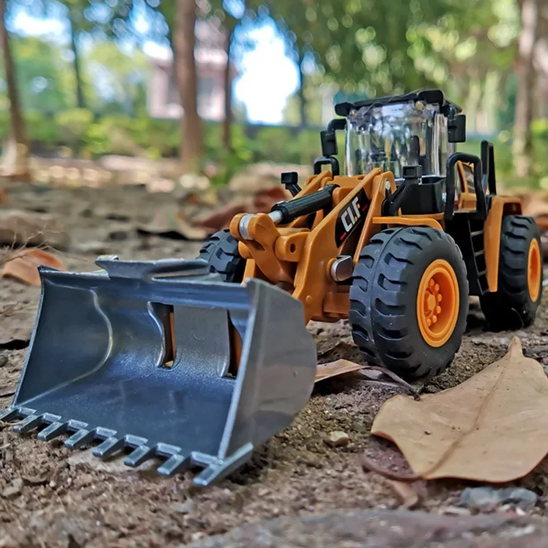 Truck Toy Alloy Excavator,Dump Truck,Trailer,Forklift,Crane,Mixer,Street Roller,Bulldozer,Snowplow,Engineering Car Model Gifts