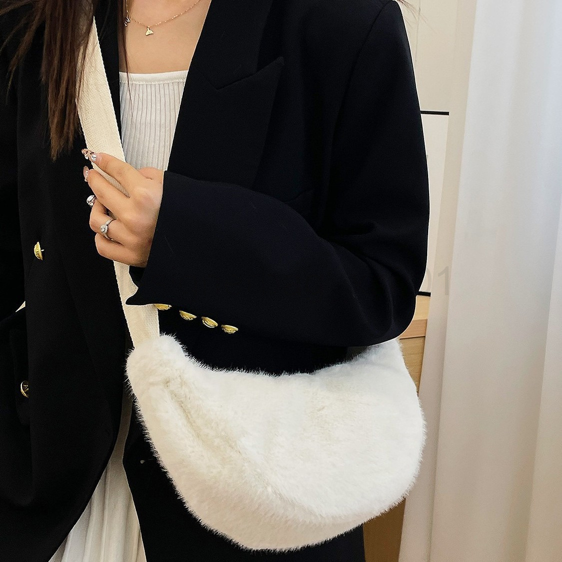 Fashion Classic Bag Designer 10a Top Woman Handbagevening Bags New Autumn and Winter Japanese Korean Casual Diagonal Cross Angora Red Fashionable Dump