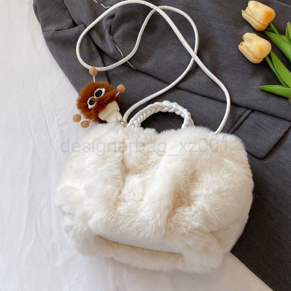 Bag Designer Fashion Classic 10a Top Woman Handbagevening Bags Autumn and Winter Plush for Women New Trendy Versatile Handheld Crossbody Niche Cloud