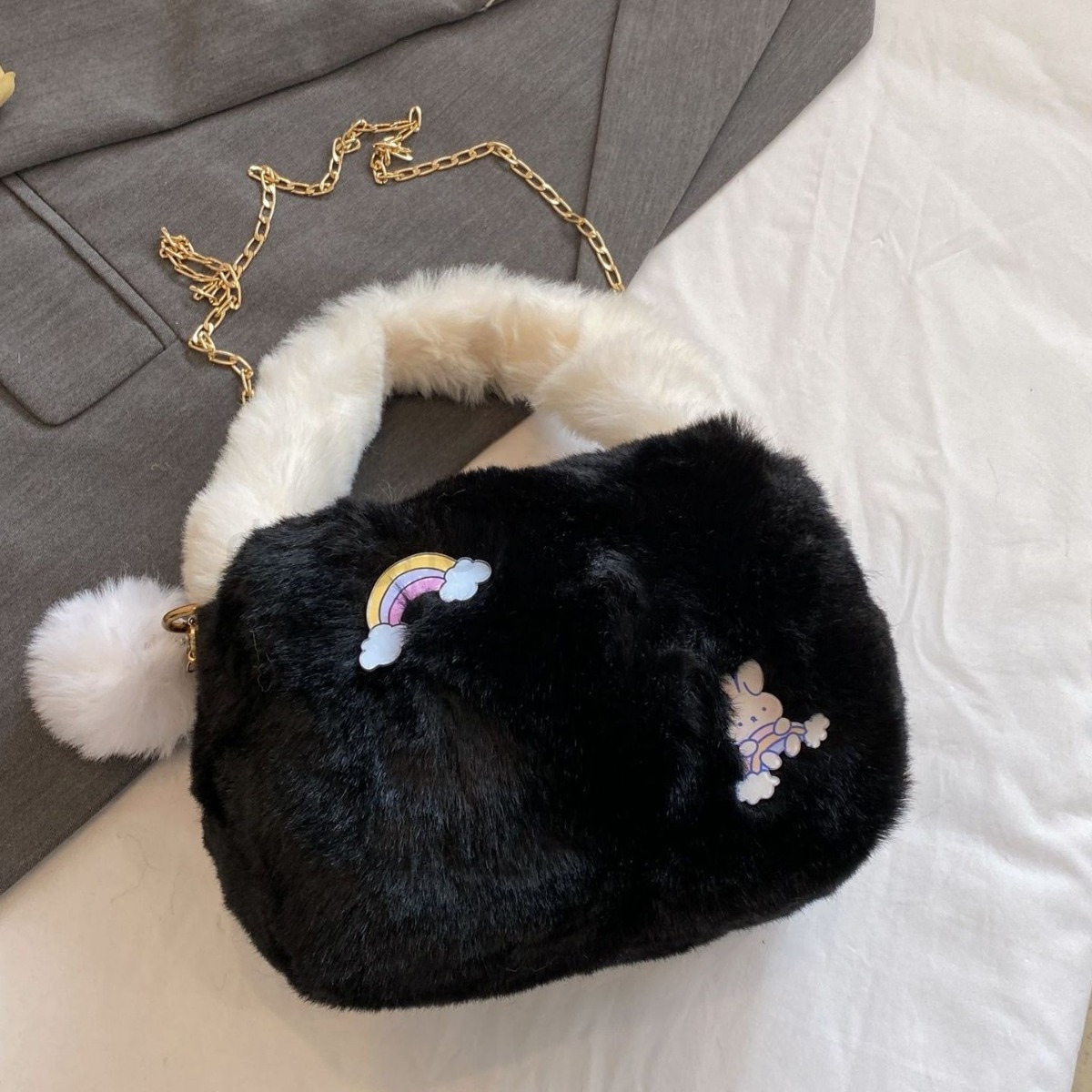 Fashion Classic Bag Designer 10a Top Woman Handbagevening Bags Candy Colored Crossbody Cute Cartoon Badge Fur Autumn and Winter Plush Handbag Chain Sh