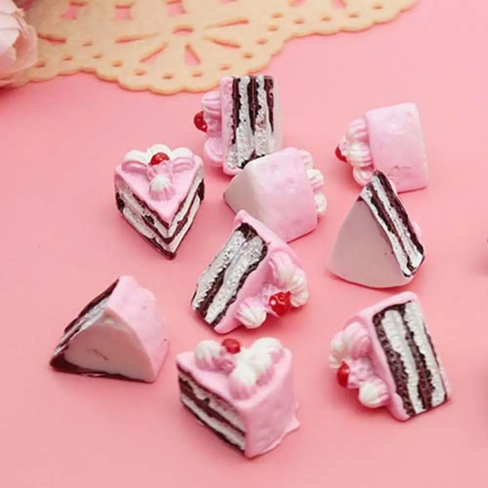 10Pcs DollHouse Cakes DIY Miniature Artificial Fake Food Triangle Cake Resin Ornament Kitchen Accessories