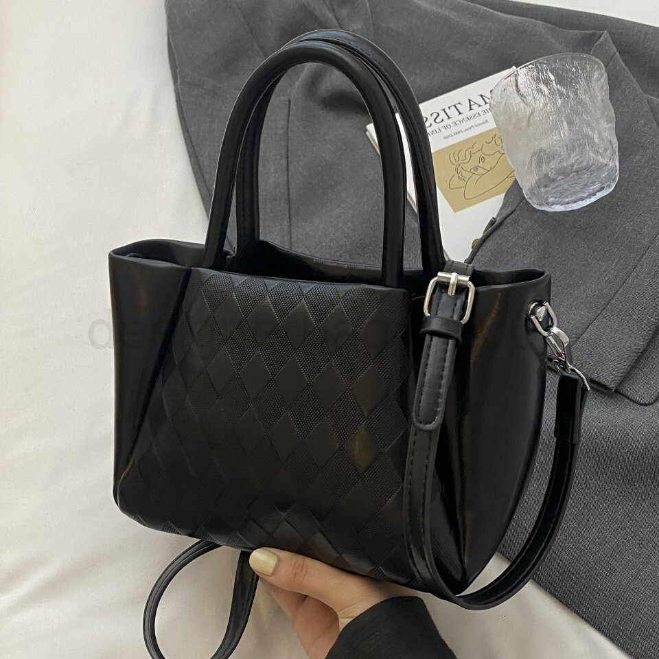 Bag Designer Fashion Classic 10a Top Woman Handbagevening Bags Advanced Texture Fashionable and Versatile Handheld Small for Women New Trendy Temperam