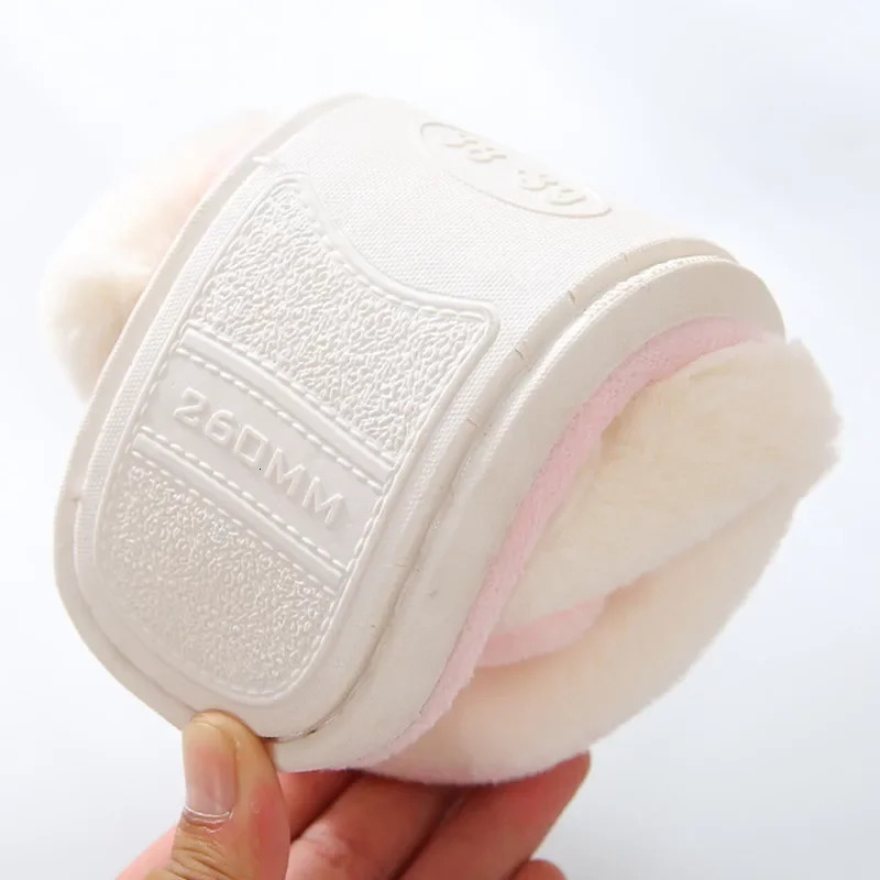 Heart shaped slider womens fashionable and funny cotton shoes plush warm soft bottom indoor bedroom slider womens winter fur slider 241031