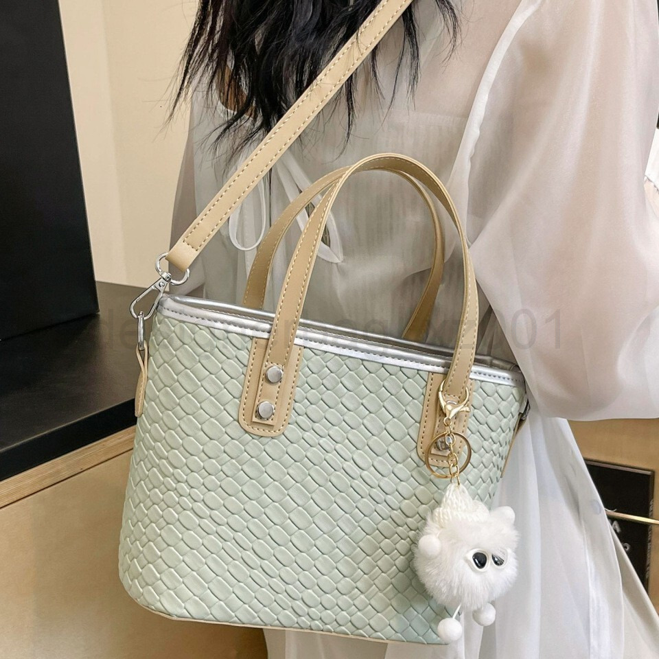 Fashion Classic Bag Designer 10a Top Woman Handbagevening Bags Weaving Spring Handheld Small for Women Fashionable and Versatile Water Bucket Style Si