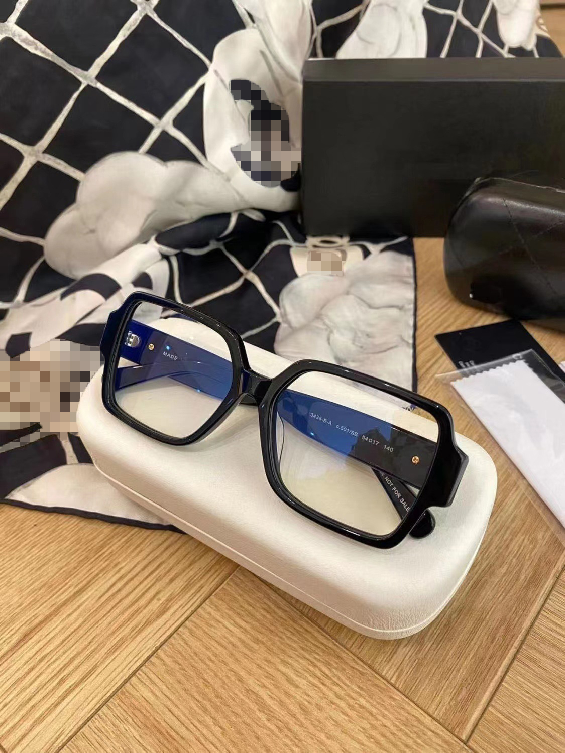 Designer Sunglasses Women's Sunglass Luxury Eyewear With Original box Black Frame Vegan Glasses