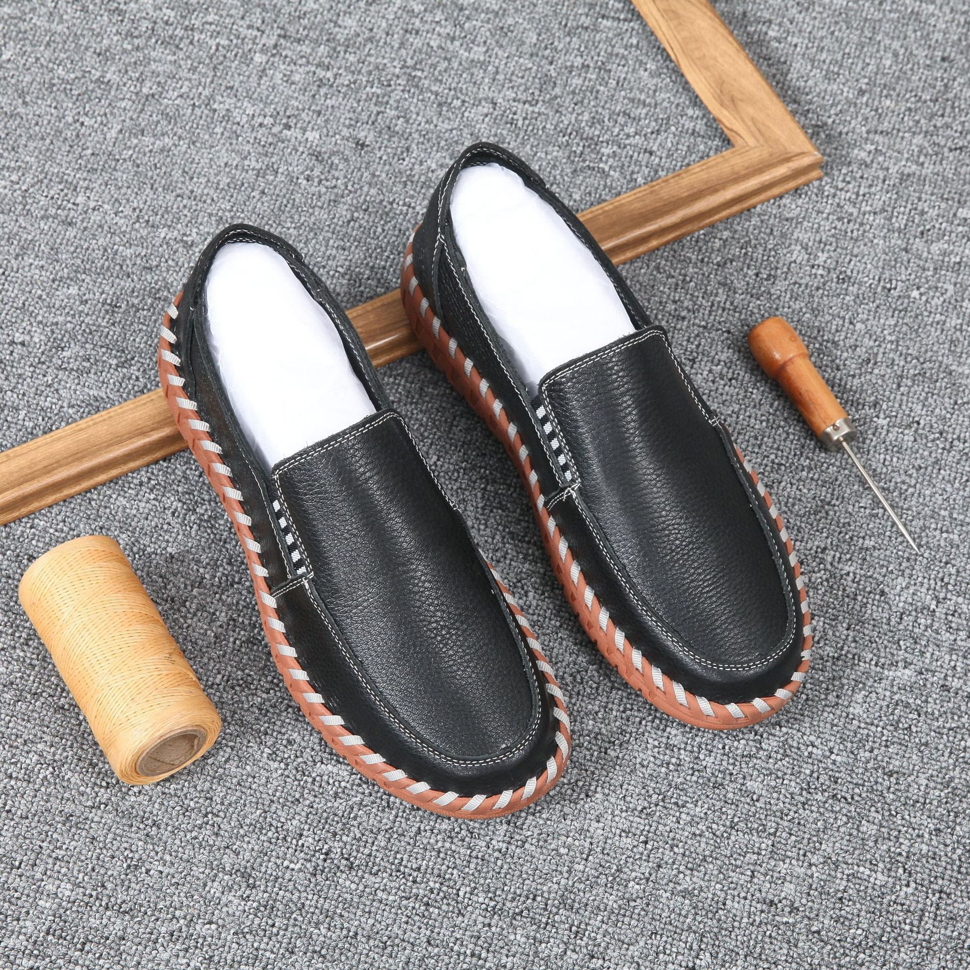 2024 Men's breathable casual driving top layer cowhide beanie Genuine leather slip-on shoes for lazy people 0328d