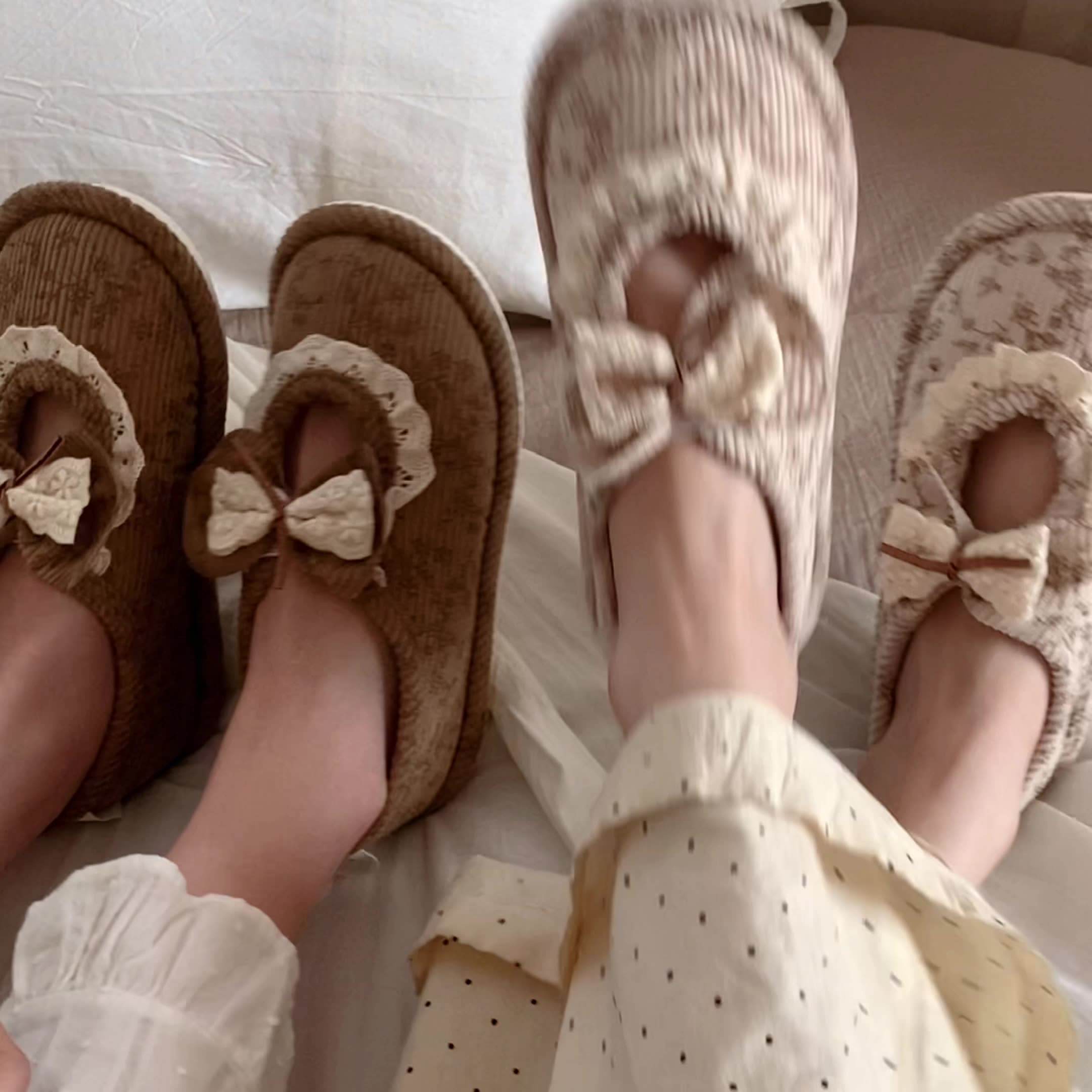 Vintage lace bow Family Slippers Women Girls Cute fluffy winter warm plush indoor flats Bedroom slide casual women's cotton slippers