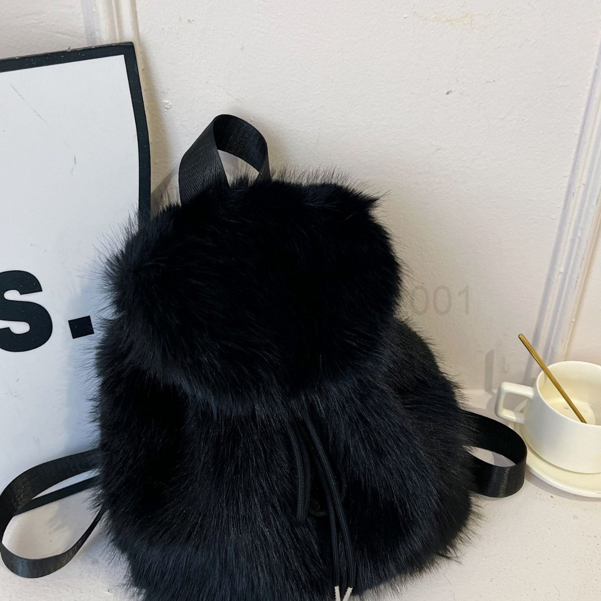 Bag Designer Fashion Classic 10a Top Woman Handbagevening Bags Autumn and Winter New Plush Backpack Fashionable Imitation Rabbit Fur Versatile Student