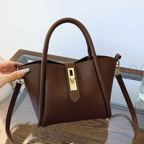 Bag Designer Fashion Classic 10a Top Woman Handbagevening Bags Small Handbag Shoulder for Women New Autumn Trend Korean Version Simple Crossbody