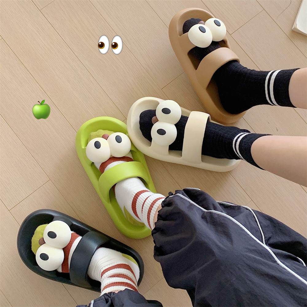 2024 New slipper ladies summer shoes Casual fun funny big eye slipper indoor street sandals girls beach shower slide