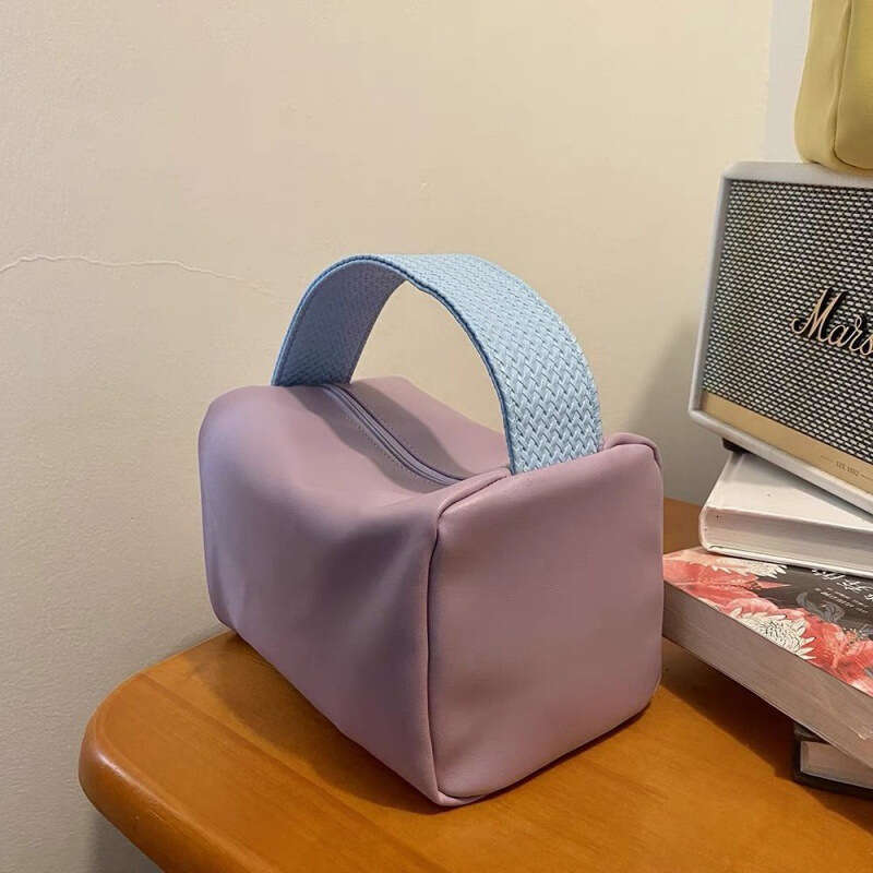 Candy Colored PU Waterproof Travel Toiletry Bag with Large Capacity for Handheld Use