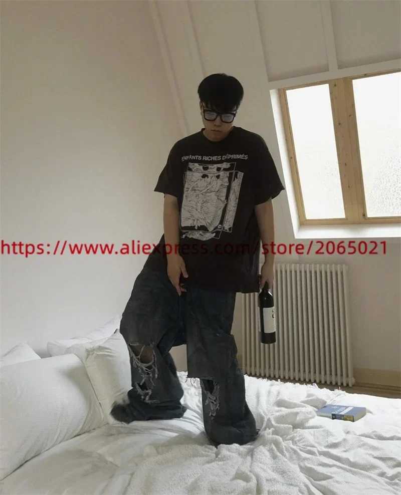 Men's T-Shirts Couple Comic Character Illustration ERD T-Shirt Men Women 1 1 High Quality Tee Top T Shirt J240402