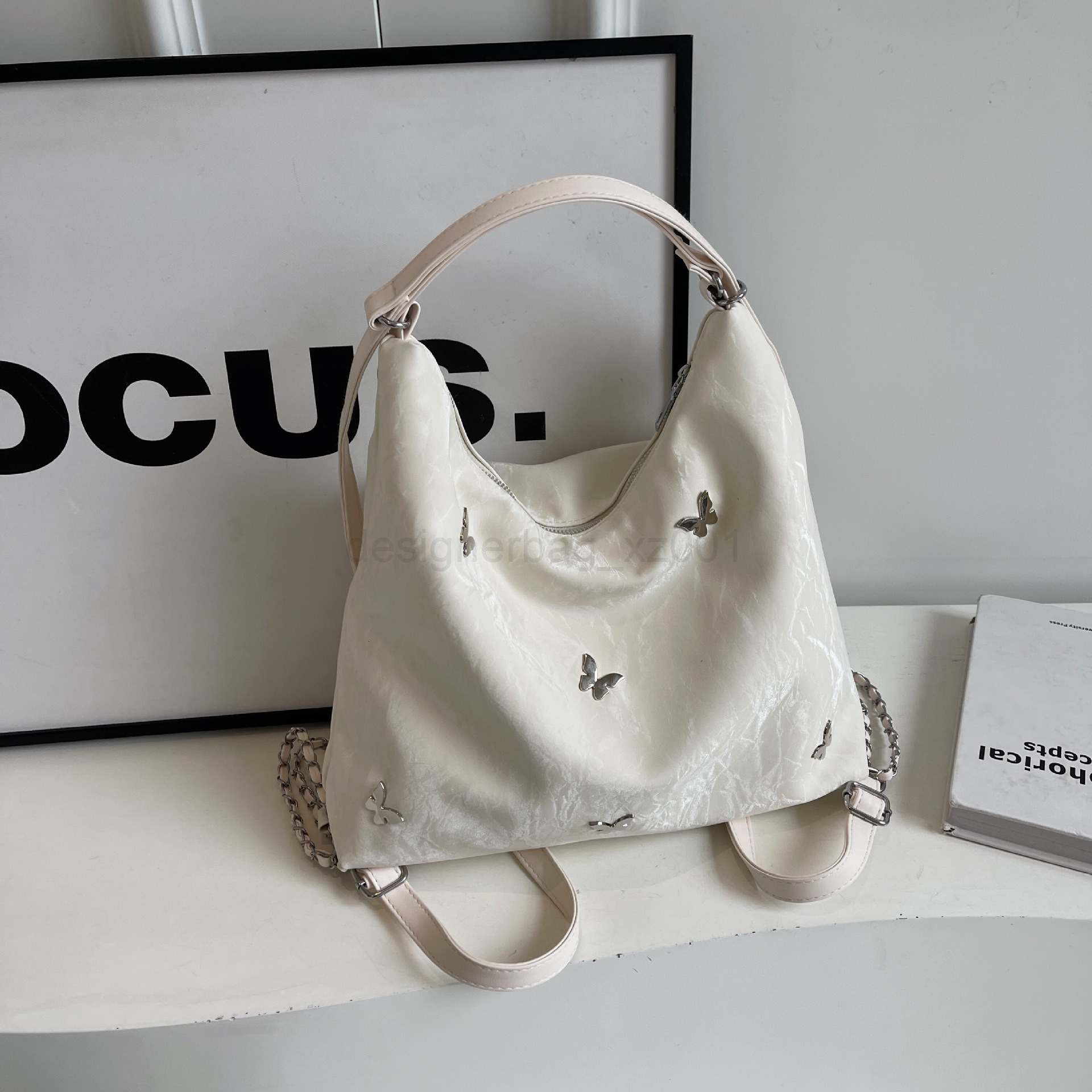 Bag Designer Fashion Classic 10a Top Woman Handbagfashion Canvas Bags Shoulder Leisure Large Capacity Butterfly New Stylish Backpack Fashionable Comm