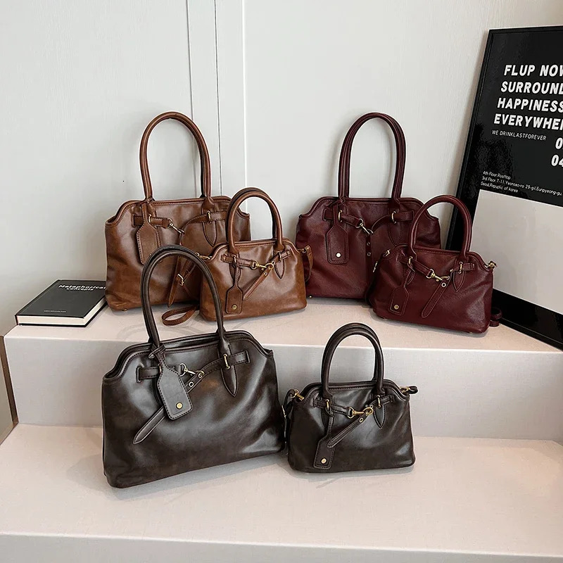 Left PU Leather Retro Women's Designer Handbag Women's Travel Shoulder Bag