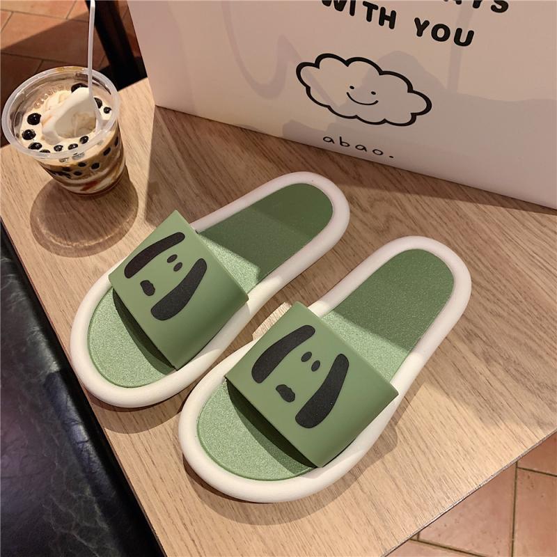 Cartoon soft soled sandals thick soled casual fashion girl personality trend slippers Women wear 2024 new non-slip soft soled sandals in summer