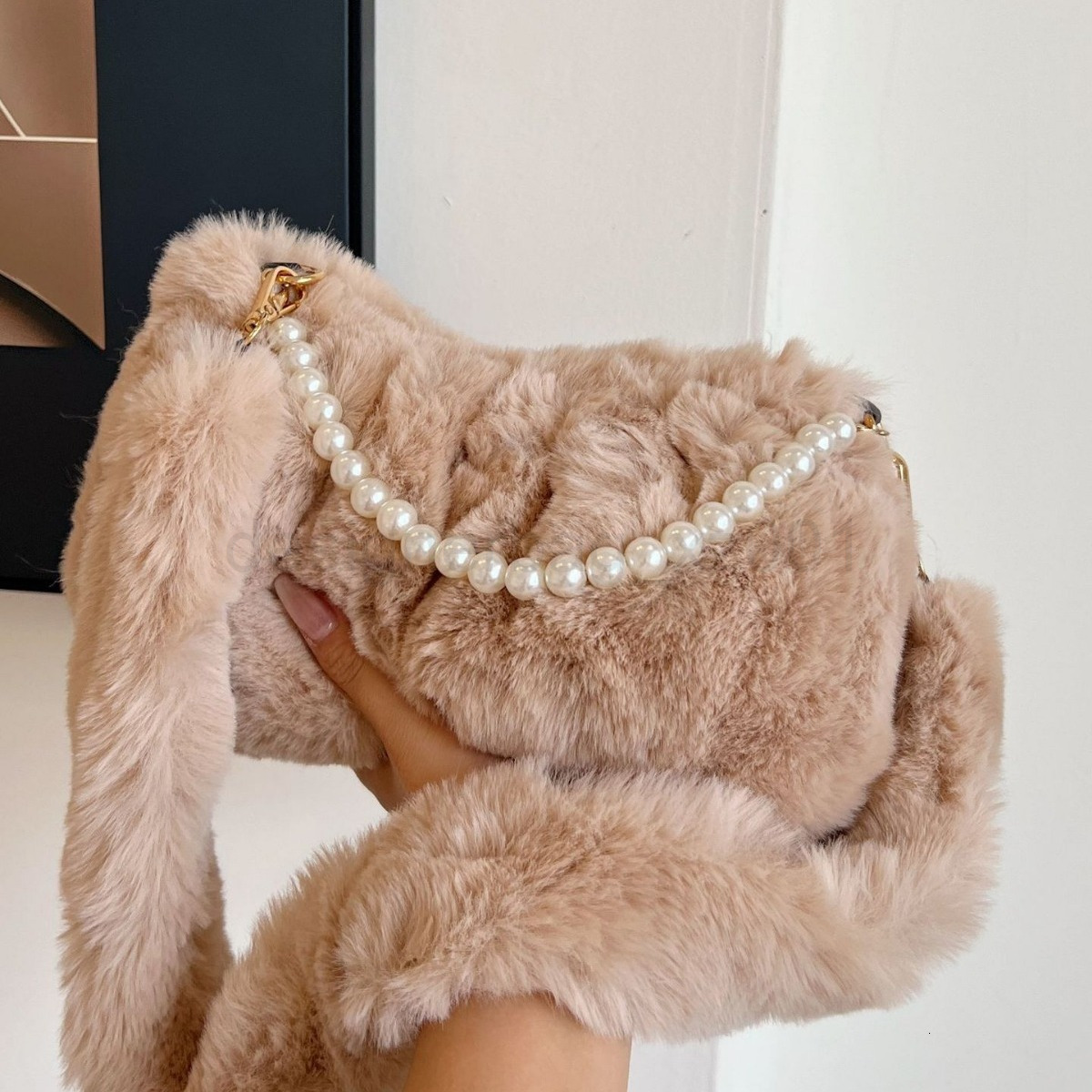 Fashion Classic Bag Designer 10a Top Woman Handbagevening Bags Plush Velvet for Women Large Capacity New Autumn and Winter Shoulder Crossbody Highend 