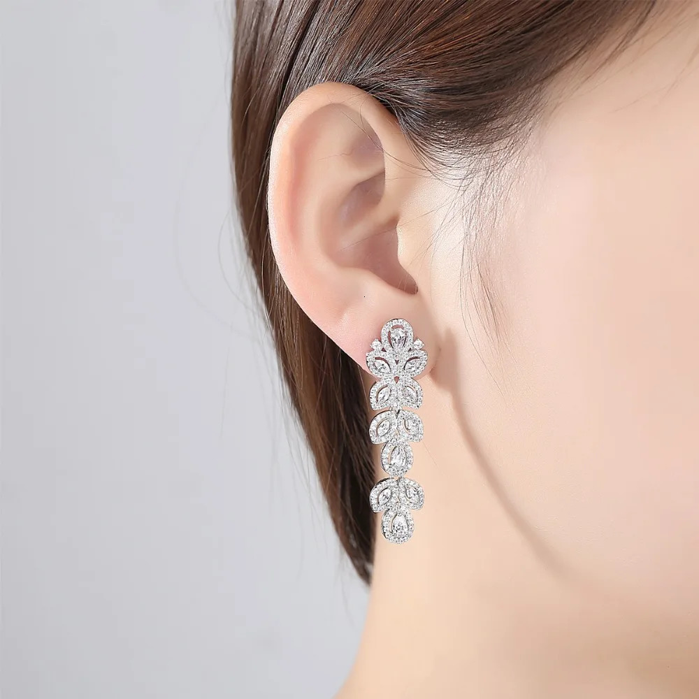 LUOTEEMI n Womens Long Hanging Earrings Irregular CZ Pendant Olberen Fashion Retro Accessories Christmas Gift 241031