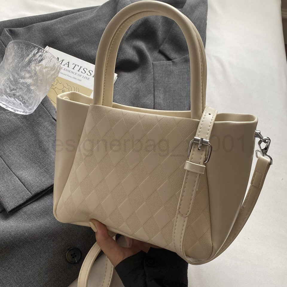 Bag Designer Fashion Classic 10a Top Woman Handbagevening Bags Advanced Texture Fashionable and Versatile Handheld Small for Women New Trendy Temperam